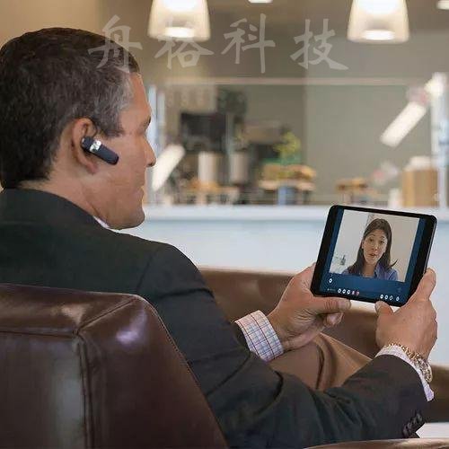 餐廳也能當會議室,只需要Polycom